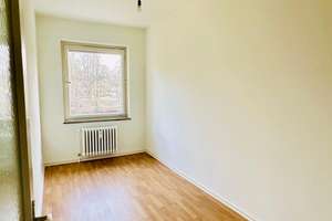 Provisionsfrei* 5-Zimmer-Wohnung in Wasserlage am Alsterlauf - Balkon, TG, 124 m², Alsterdorf – Die vollständige Adresse der Immobilie erhältst du vom Anbieter., 22297 Alsterdorf, Hamburg – Vorschaubild 12