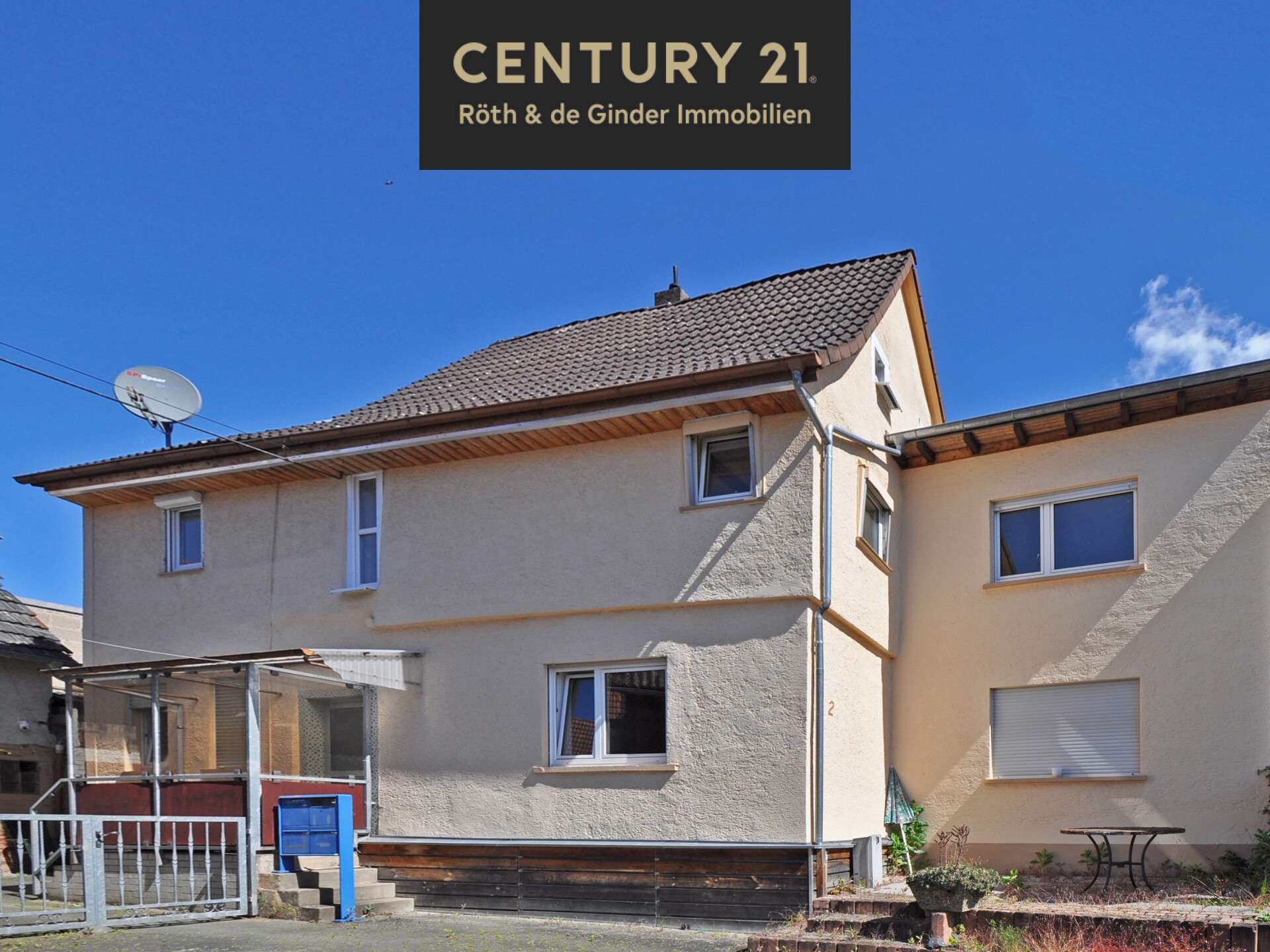 Gemütliche Hofreite mit großzügiger Scheune in Fellingshausen, Gießen Kreis – Bild 1