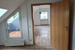 Helle 2-Zimmer-Dachgeschosswohnung mit Balkon in Neuwied in ruhiger Lage – Die vollständige Adresse der Immobilie erhältst du vom Anbieter., 56564 Neuwied – Vorschaubild 7