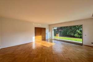 Attraktiver Bungalow mit Ausbaureserve mit Doppelgarage in bester Lage von Krefeld-Verberg – Die vollständige Adresse der Immobilie erhältst du vom Anbieter., 47802 Verberg, Krefeld – Vorschaubild 4