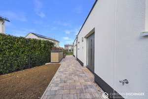 Erstbezug! Neubau-Reihenhaus mit Garten und Einbauküche in ruhiger Lage – Die vollständige Adresse der Immobilie erhältst du vom Anbieter., 93073 Neutraubling – Vorschaubild 33