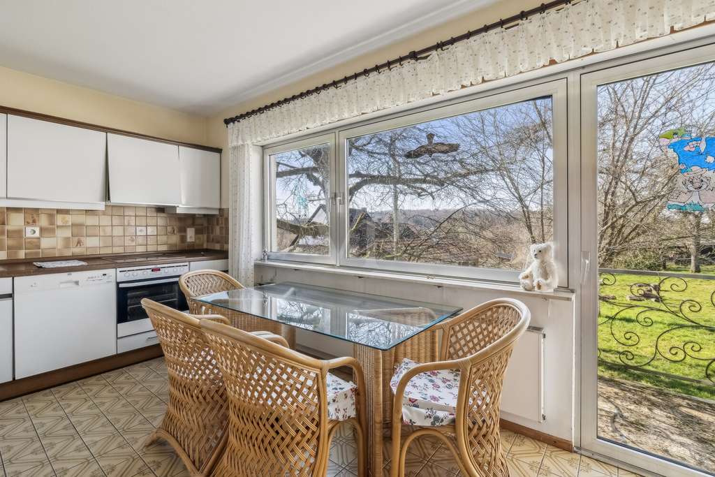 Immobilie in Reifenberg - Wohnhaus mit großem Grundstück und bis zu drei Wohneinheiten - Bild 2