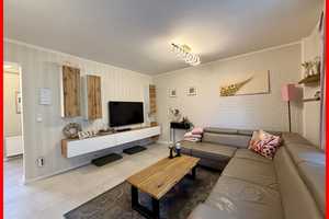 ***Reserviert***
Stilvoll modernisiertes Reihenhaus mit schönem Garten, Kaminofen und PV-Anlage! – Heinsberg (Kreis) – Vorschaubild 10