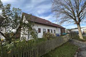 Großes Haus für große Familie in idyllischer Ortsrandlage – Pfahlstr. 23, 91809 Wellheim – Vorschaubild 3