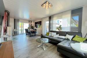 Freistehendes Zweifamilienhaus in toller Lage von Solingen-Gräfrath mit Wärmepumpe, Pool, Sauna uvm. – Die vollständige Adresse der Immobilie erhältst du vom Anbieter., 42653 Gräfrath, Solingen – Vorschaubild 2