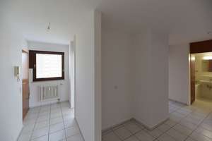Helle 3-Zimmerwohnung mit überdachtem Balkon und  1 Tiefgaragen-Stellplatz – Die vollständige Adresse der Immobilie erhältst du vom Anbieter., 70195 Botnang-Nord, Stuttgart – Vorschaubild 7