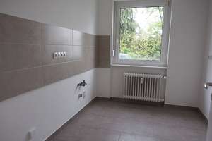 Großzügige 2 Zimmer Wohnung mit Balkon in Bestlage Wiesbaden-Biebrich – Die vollständige Adresse der Immobilie erhältst du vom Anbieter., 65187 Biebrich, Wiesbaden – Vorschaubild 10