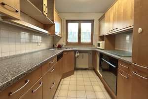 Freie 3-Zi.-EG-Whg. mit Blick ins Grüne, Balkon, EBK, Parkett, Bj. ca. 1996, TG-Stellplatz – Die vollständige Adresse der Immobilie erhältst du vom Anbieter., 70469 Feuerbacher Tal, Stuttgart – Vorschaubild 5