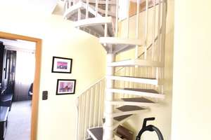 Exklusive Maisonette-Wohnung 162 m², Dachterrasse, Tiefgarage, gute Lage in A-Lechhausen – Die vollständige Adresse der Immobilie erhältst du vom Anbieter., 86165 Innenstadt. St. Ulrich-Dom, Augsburg – Vorschaubild 10