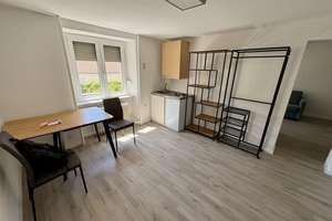 Renovierte und teilmöblierte 2-Zimmerwohnung in top Lage, nähe Berger Straße!