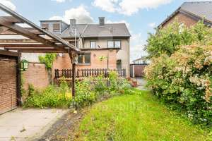 Doppelhaushälfte mit großzügigem Garten in ruhiger Lage von Köln-Worringen! – Die vollständige Adresse der Immobilie erhältst du vom Anbieter., 50769 Worringen, Köln – Vorschaubild 2