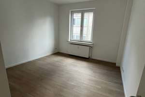 Moderne 3 Zi-Wohnung im Herzen der Stadt **Saniert inkl. Küche** – Calvinstraße 21, 42103 Elberfeld, Wuppertal – Vorschaubild 6