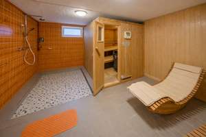 Einziehen & Wohlfühlen: Stilvoller Bungalow mit Fernblick, großem Garten und eigener Wellnessoase – Die vollständige Adresse der Immobilie erhältst du vom Anbieter., 66504 Bottenbach – Vorschaubild 15