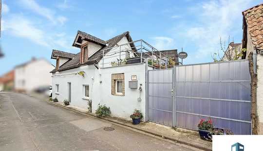 Bild von Ihr Zuhause oder Ihr Investment – Ein Haus, viele Möglichkeiten mitten in Horrweiler