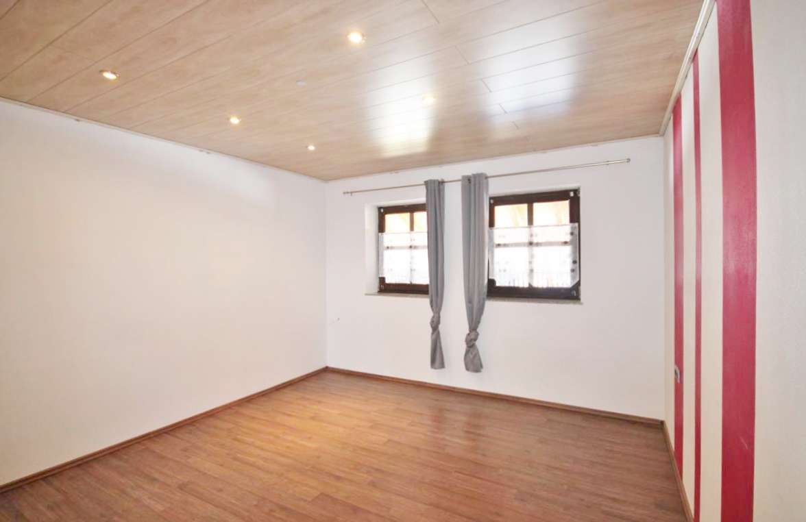 Immobilie in Sankt Oswald-Riedlhütte - Charmantes Wohlfühlhaus gepaart 
mit viel Charme und Wohnästhetik 
in 94568 Sankt Oswald - Bild 17