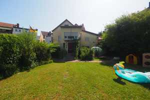 GEMÜTLICHES DREIFAMILIENHAUS MIT SCHÖNEM GARTEN UND 4 GARAGEN – Zweibrücken – Vorschaubild 10