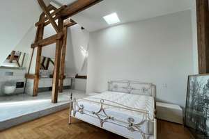 exklusives Dachgeschoss mit 2 PKW-Stellplätzen , Kamin, Fußbodenheizung in Friedenau – 12159 Schöneberg, Berlin – Vorschaubild 12