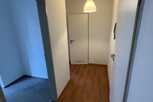 Großzügige 2-Zimmer Erdgeschosswohnung mit PKW-Stellplatz und Terrasse! – Stralsunder Straße 16, 26133 Kreyenbrück, Oldenburg (Oldenburg) – Vorschaubild 7