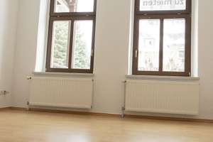 Helle 3-Zimmer-Wohnung mit Balkon in Chemnitz-Ebersdorf – Die vollständige Adresse der Immobilie erhältst du vom Anbieter., 9131 Ebersdorf, Chemnitz – Vorschaubild 2