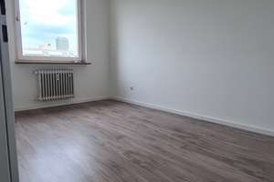 Gepflegte 3-Zimmer-Wohnung mit Balkon und EBK in München – Hauzenberger Straße 14, 80687 Friedenheim, München – Vorschaubild 5