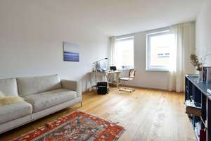 Viel Raum, viel Stil, viel Leben!
Große, neuwertige Traumwohnung mit 3 Balkonen – Die vollständige Adresse der Immobilie erhältst du vom Anbieter., 45138 Südostviertel, Essen – Vorschaubild 14