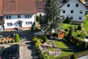 Großes Haus zum kleinen Preis – inklusive PV-Anlage, Keller und großem Garten. – Die vollständige Adresse der Immobilie erhältst du vom Anbieter., 89597 Unterwachingen – Vorschaubild 3