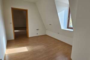 Gemütliche Dachgeschosswohnung in Mühlhausen  – Erfurter Str.  3, 99974 Mühlhausen/Thüringen – Vorschaubild 1