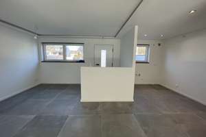 *Provisionsfrei* Kernsanierte Doppelhaushälfte mit großem Garten und Garage – Münchner Str. 19b, 82178 Puchheim – Vorschaubild 13