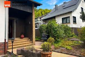 Zwei Generationen. Ein Zuhause. Unzählige Möglichkeiten. – Die vollständige Adresse der Immobilie erhältst du vom Anbieter., 66693 Mettlach – Vorschaubild 3