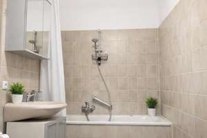 Schöne 3 Zimmer Wohnung mit großem Balkon, Einbauküche, PKW Stellplatz – Die vollständige Adresse der Immobilie erhältst du vom Anbieter., 41236 Heyden, Mönchengladbach – Vorschaubild 6