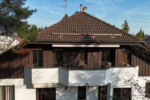 2,5-Zimmer Galeriewohnung mit herrlichem Blick ins Grüne und Gartennutzung