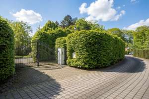 Stilvolles Anwesen in Bestlage – Villa mit parkähnlichem Grundstück in direkter Lage zum Knoops Park – Die vollständige Adresse der Immobilie erhältst du vom Anbieter., 28717 Lesum, Bremen – Vorschaubild 2