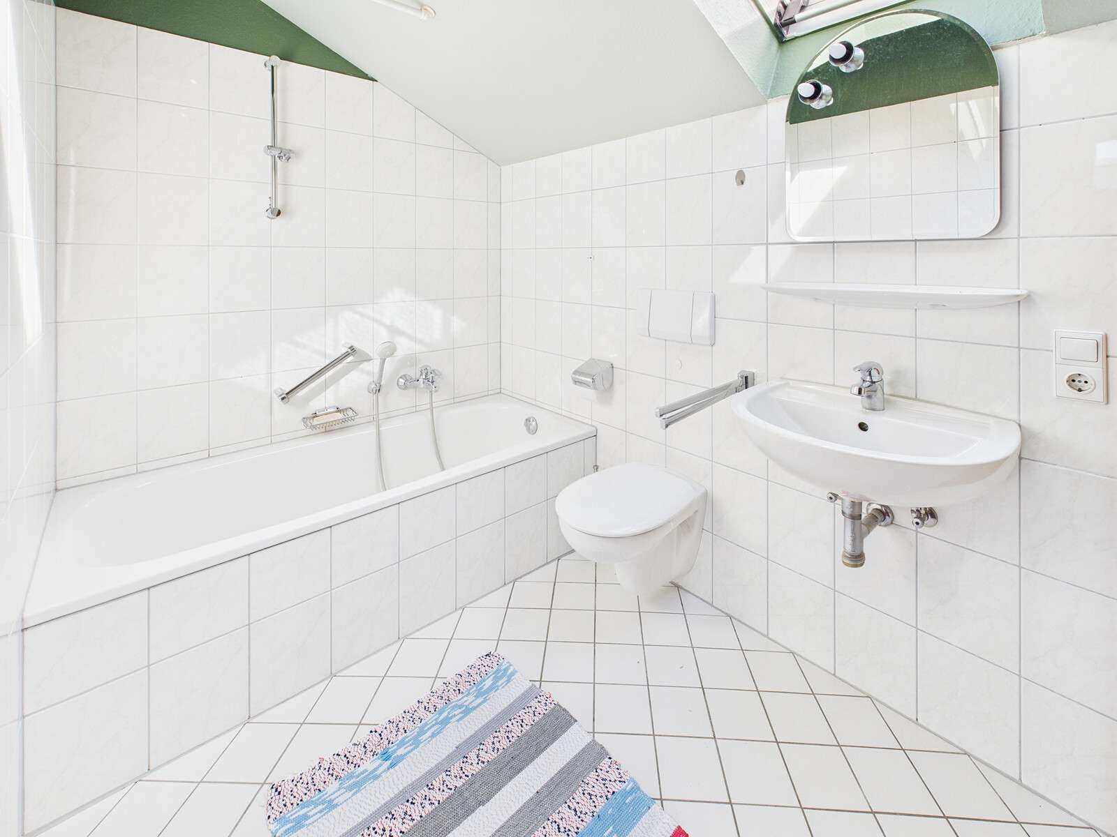 Immobilie in Herscheid - SCHADE IMMOBILIEN - Schönes Einfamilienhaus in perfekter Wohnlage von Herscheid! - Bild 12