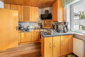 Großzügiges Einfamilienhaus mit Gewerbeeinheit, Sauna und Doppelgarage in ruhiger Lage
 – Die vollständige Adresse der Immobilie erhältst du vom Anbieter., 85098 Großmehring – Vorschaubild 11