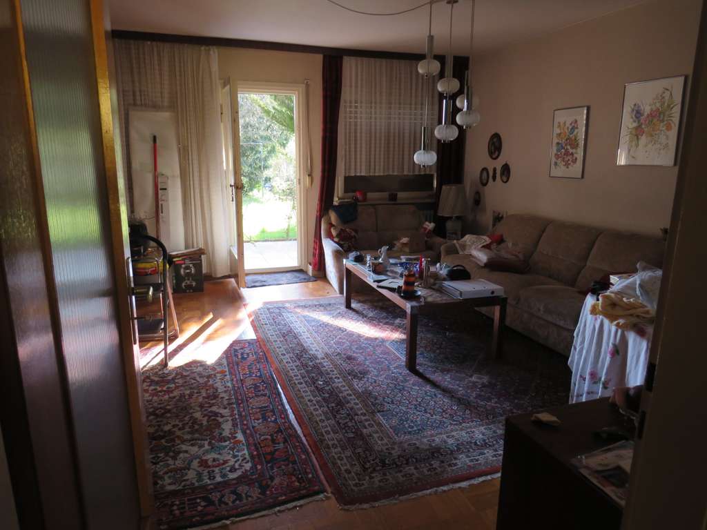 Immobilie in Liederbach - KERNSANIERUNG - REIHENECKHAUS MIT POTENZIAL - Bild 1