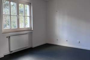 Stilvolle Wohnung in begehrter Lage von Heisingen – modern, hell & ruhig mit Dachterrasse – Bahnhofstr. 1, 45259 Heisingen, Essen – Vorschaubild 7