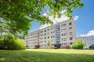 Gepflegte Dachgeschosswohnung in ruhigen Wohnkomplex – Jena – Vorschaubild 2
