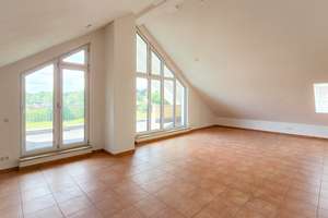 Provisionsfrei für Käufer! ***Komplette Dachetage mit riesiger Südterrasse in modernem Anwesen*** – Die vollständige Adresse der Immobilie erhältst du vom Anbieter., 81245 Altaubing, München – Vorschaubild 9