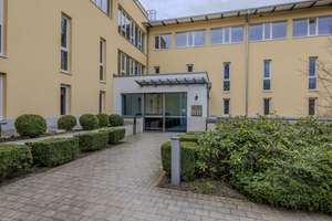 Investment direkt am Englischen Garten!
Vermietete 2-Zimmer-ETW mit TG-Stellplatz und Serviceangebot – Die vollständige Adresse der Immobilie erhältst du vom Anbieter., 80805 Biederstein, München – Vorschaubild 8