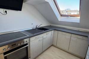 Dachgeschosswohnung mit Einbauküche – Die vollständige Adresse der Immobilie erhältst du vom Anbieter., 42107 Elberfeld, Wuppertal – Vorschaubild 3