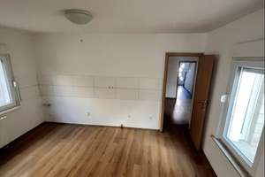 2,5-Zimmer-Wohnung in Gelsenkirchen-Ückendorf zu vermieten – Bergmannstr. 42, 45866 Ückendorf, Gelsenkirchen – Vorschaubild 3
