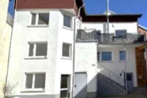 Attraktives Wohnen / Haus über drei Ebenen – großzügig und hell. – Die vollständige Adresse der Immobilie erhältst du vom Anbieter., 61250 Usingen – Vorschaubild 1