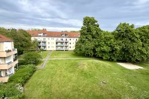 Charmante Dachgeschosswohnung mit privater Terrasse in Berlin-Tempelhof – Nackenheimer Weg 17, 12099 Tempelhof, Berlin – Vorschaubild 2
