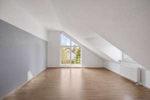 Sanierte 2-Zimmer-Dachgeschosswohnung - bezugsfrei ab Ende 2026 – Die vollständige Adresse der Immobilie erhältst du vom Anbieter., 81476 Forstenried, München – Vorschaubild 4