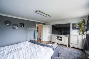 Wohnen und vermieten mit Charakter: Großzügiges Mehrfamilienhaus in Duisburg Röttgersbach – Die vollständige Adresse der Immobilie erhältst du vom Anbieter., 47169 Röttgersbach, Duisburg – Vorschaubild 20