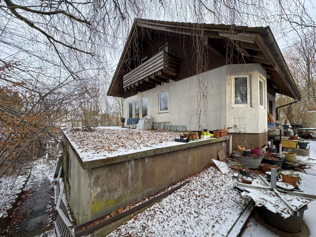 Immobilie in Hattert - Einfamilienhaus mit Einliegerwohnung auf großem Grundstück - Bild 2