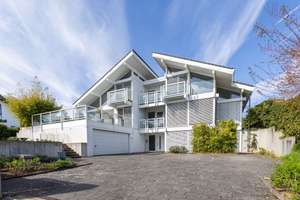 Hochwertige Design-Villa am Ortsrand – Die vollständige Adresse der Immobilie erhältst du vom Anbieter., 35423 Lich – Vorschaubild 4