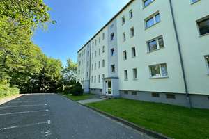 DG = 3. OG / Südbalkon / Bad mit Fenster / ...in Reichenbrand ! – Nestlerstr. 27, 9117 Reichenbrand, Chemnitz – Vorschaubild 2