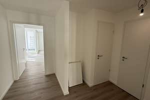 NEUE FOTOS nach RENOVIERUNG:
1 Min. RHEINUFER, 2 Min. CARLSPLATZ, 3. Min. ALTSTADT, 5. Min. zur KÖ! – Bäckergasse 2, 40213 Carlstadt, Düsseldorf – Vorschaubild 11