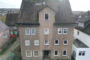 Kapitalanlage in unmittelbarer Nähe der Hochschule Holzminden

Mehrfamilienhaus in Bevern – Holzminden (Kreis) – Vorschaubild 2